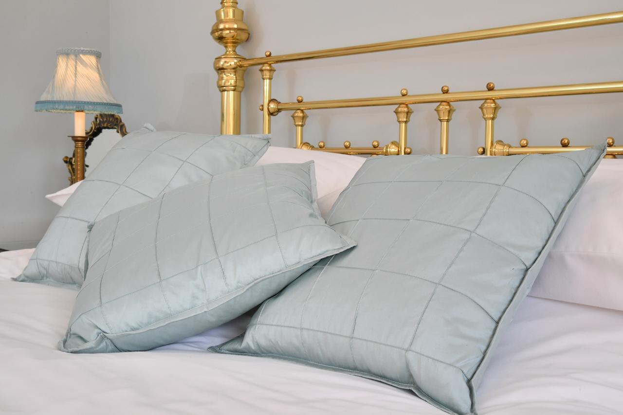 เฮอริเทจ เบด แอนด์ เบรกฟาสต์ Bed & Breakfast คาล์น ภายนอก รูปภาพ