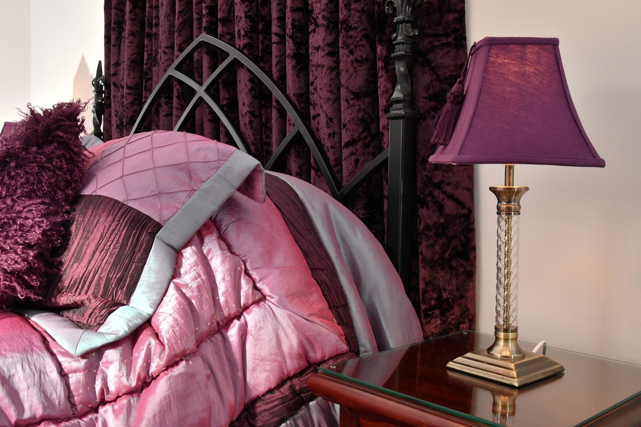 เฮอริเทจ เบด แอนด์ เบรกฟาสต์ Bed & Breakfast คาล์น ภายนอก รูปภาพ